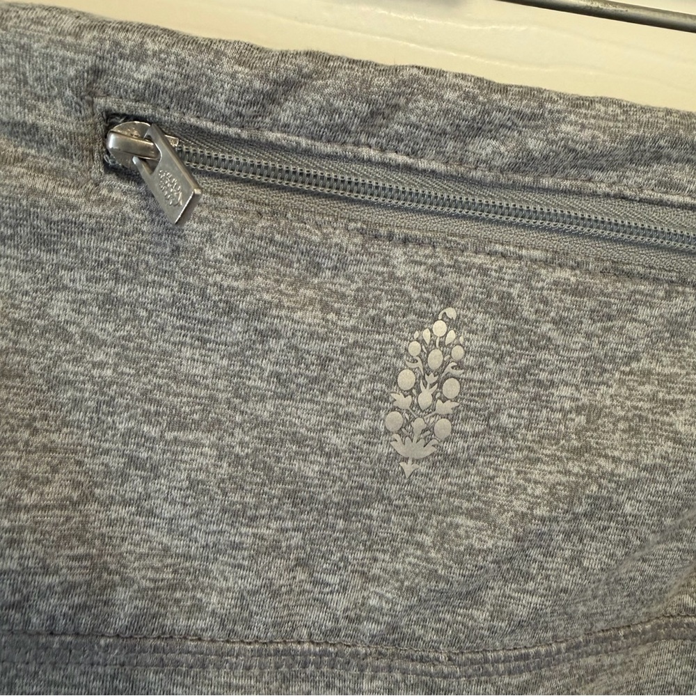 Free People Movement You're A Peach Leggings Size Large - Picture 5 of 7